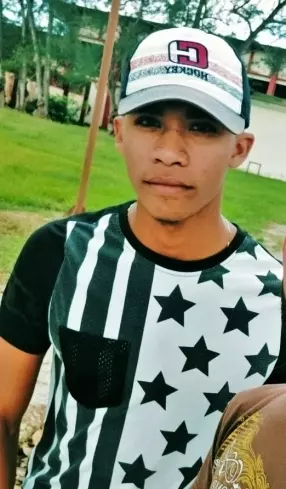 Chico de 24 busca chica para hacer pareja en Santa Clara, Cuba