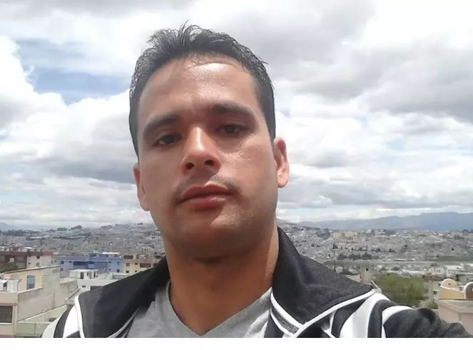 Hombre de 39 busca mujer para hacer pareja en Quito, Ecuador