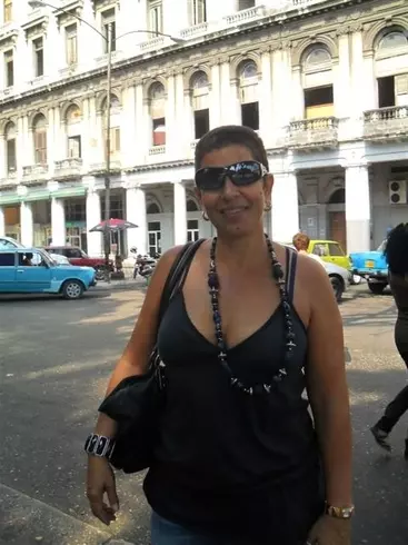 Mujer de 59 busca hombre para hacer pareja en Habana, Cuba