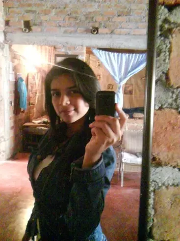 Chica de 32 busca chico para hacer pareja en Ali, Colombia