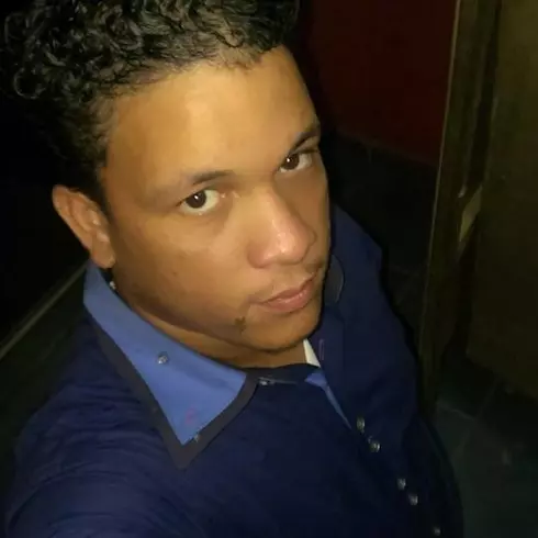 Chico de 33 busca chica para hacer pareja en San Cristóbal, República Dominicana