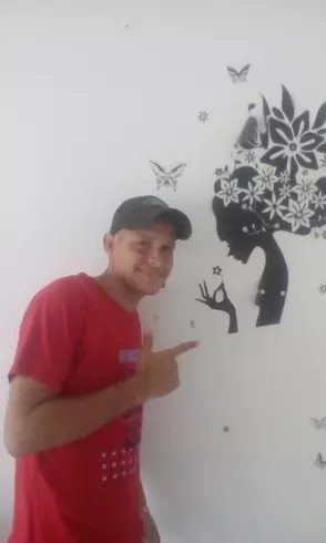 Chico de 28 busca chica para hacer pareja en Palmiras,, Colombia