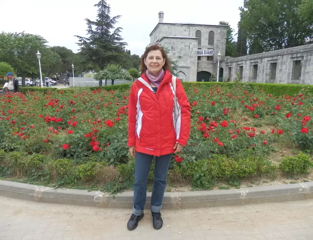 Mujer de 62 busca hombre para hacer pareja en Montevideo, Uruguay