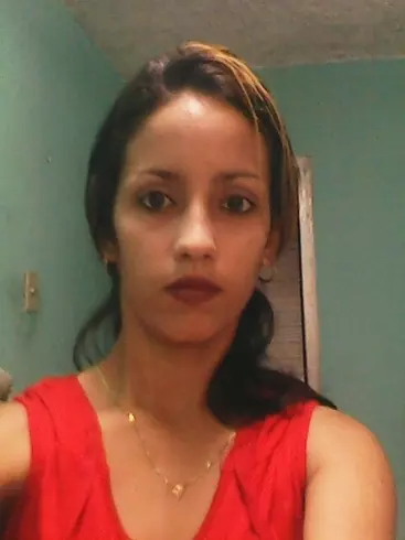 Chica de 35 busca chico para hacer pareja en Holguin, Cuba