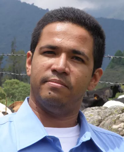 Hombre de 42 busca mujer para hacer pareja en Maracaibo, Venezuela